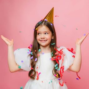 Знижка у розмірі 800 грн на святкування дитячого дня народження від ARENA LASER TAG