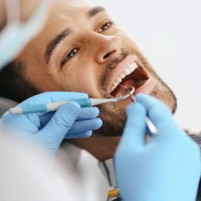 Знижка у розмірі 35% на реставрацію фронтальної групи зубів (передні зуби) від стоматологіЇ  Dr. Oryshchuk